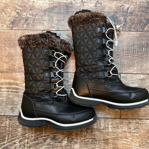 SOLD Girls Lands End snow boots - Picture 3 of 5